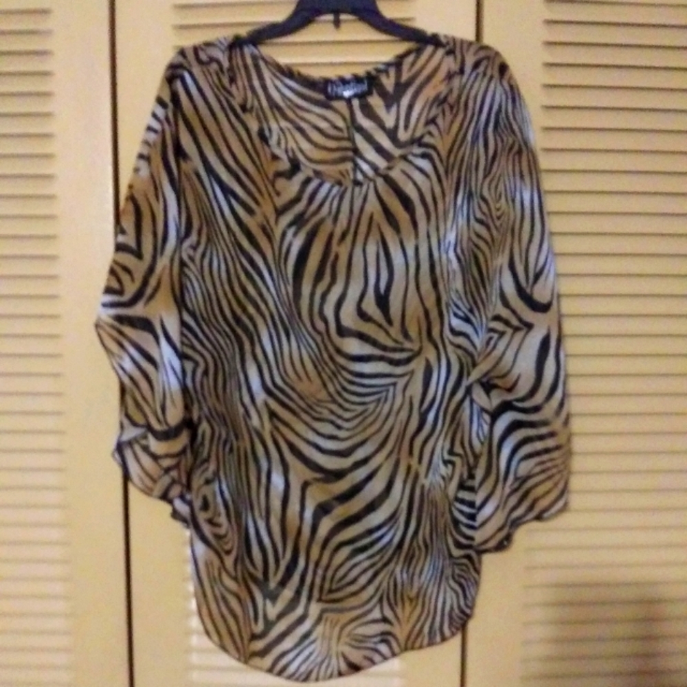 Hypnotized blouse